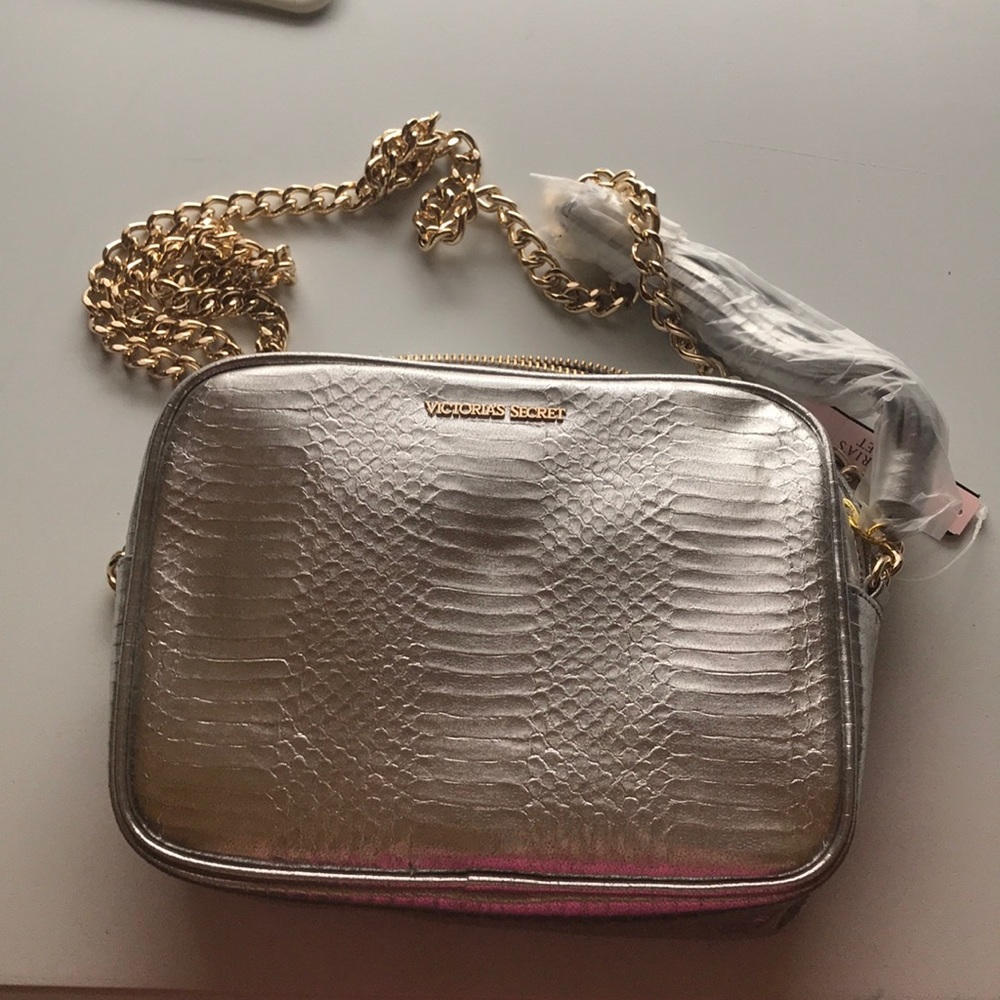 NWT VS Shiny Silver Purse With Gold Chain